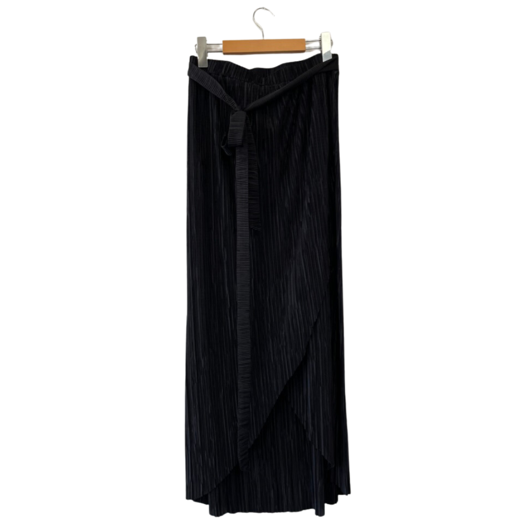 black plisse wrap skirt w/ tie - US 16