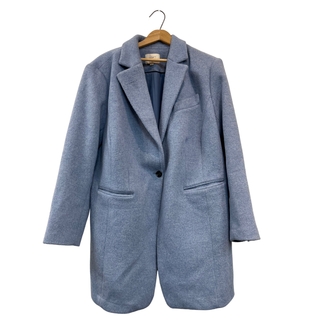 Lightweight winter coat in powder blue - US 20