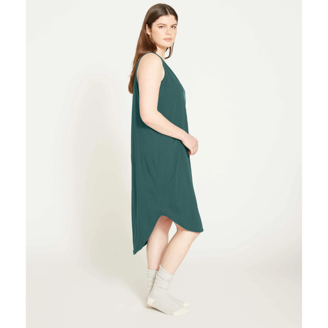 Sleeveless Midi-Length Dress - US 18/20