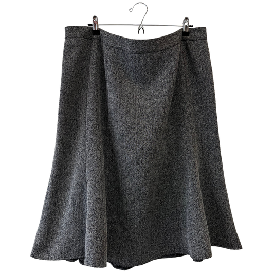 knee length swingy/flare skirt - US16/18