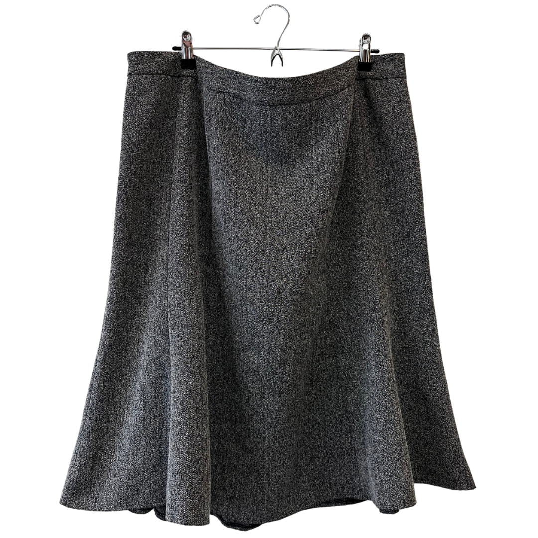 knee length swingy/flare skirt - US16/18