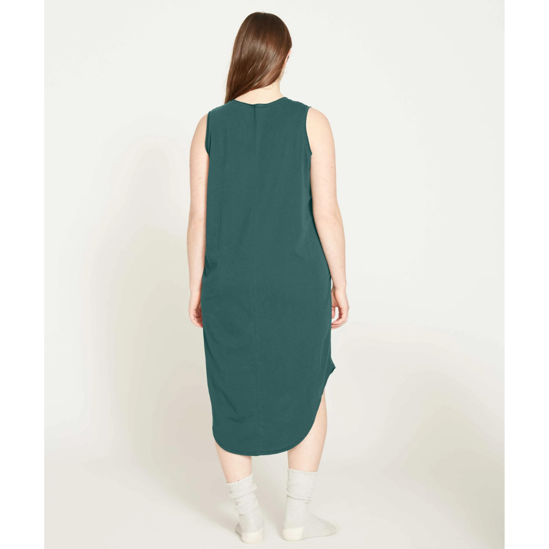 Sleeveless Midi-Length Dress - US 18/20