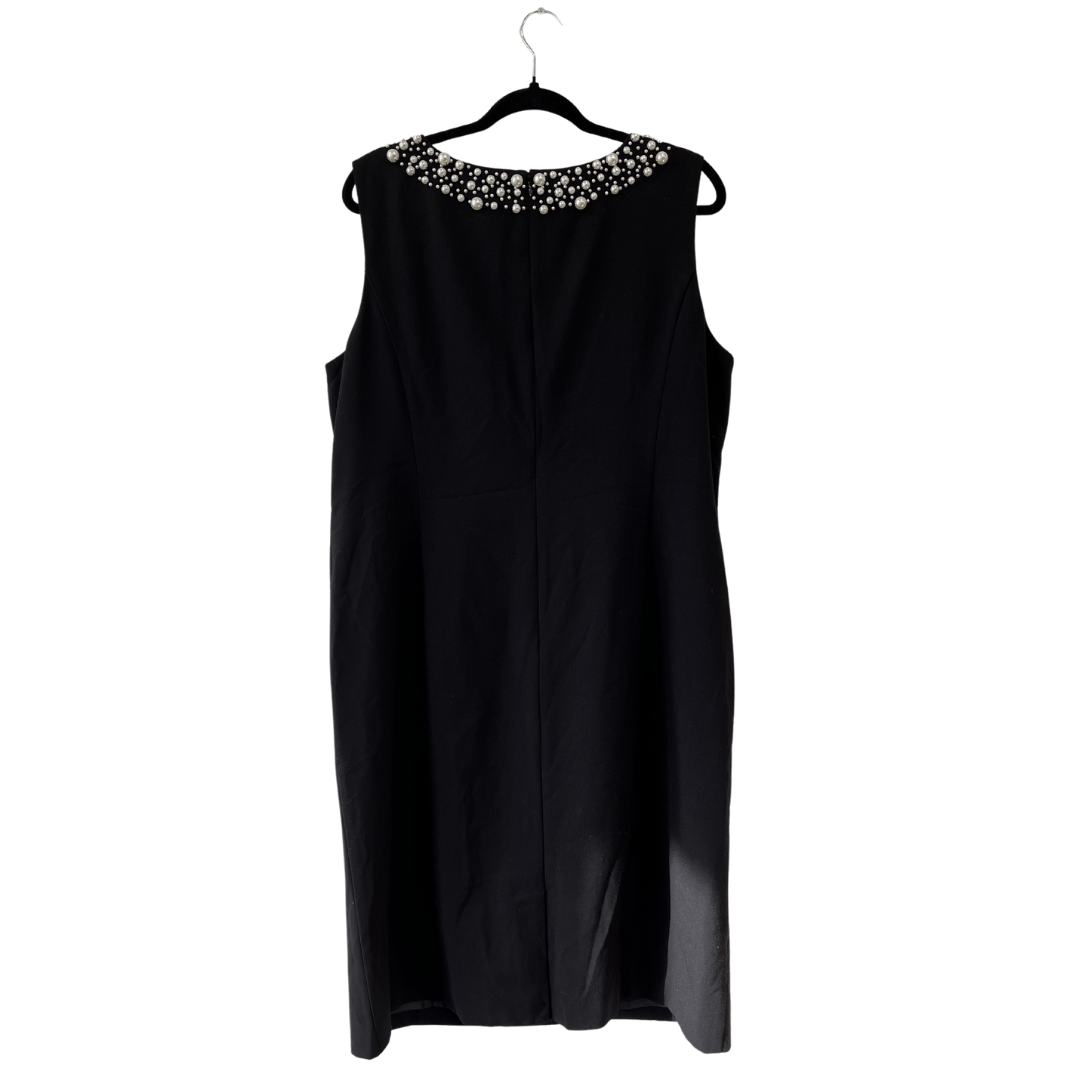 black straight dress with pearl neckline - 16/18